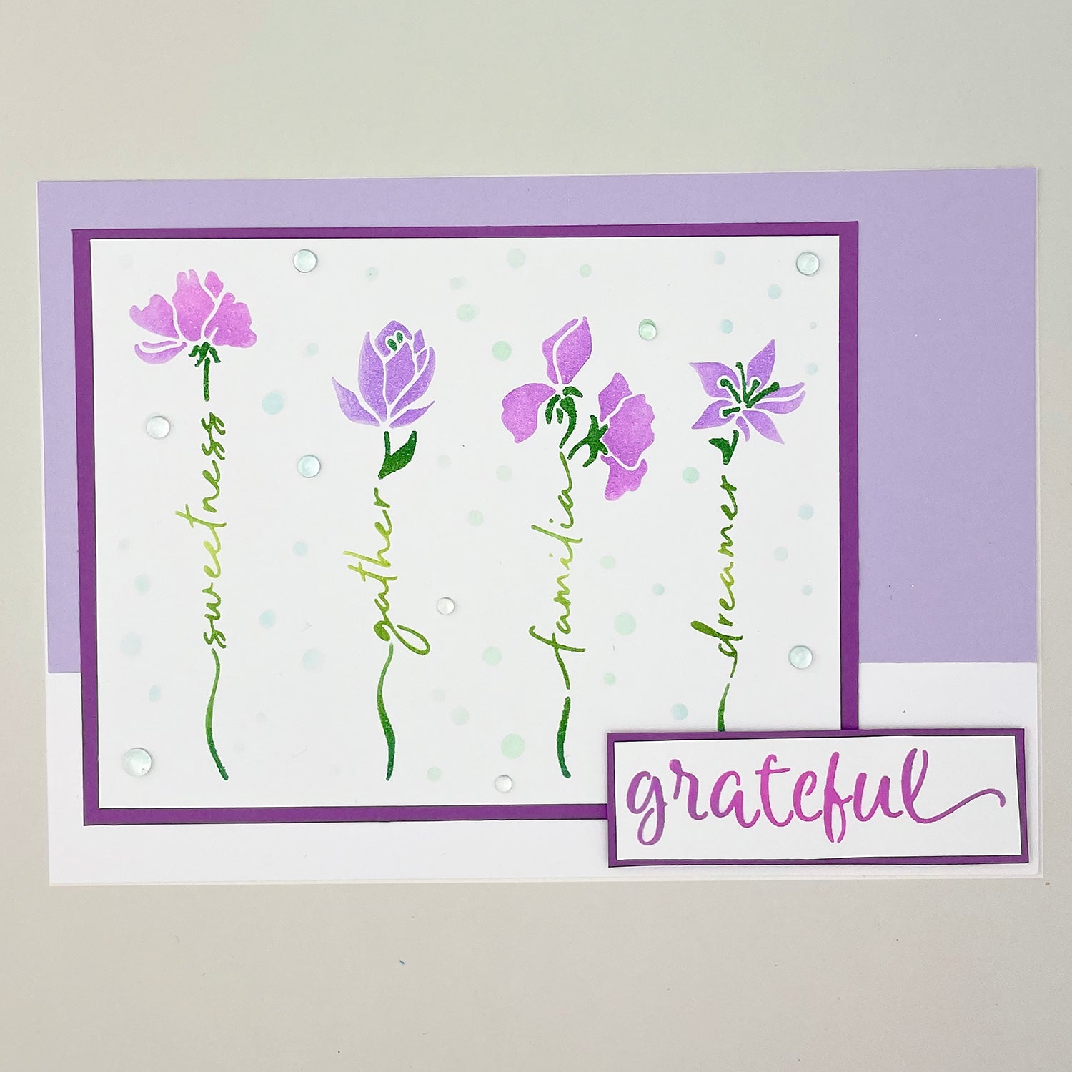 The Crafters Workshop TCW6018 Word Flowers sjablong A2 lagdelt