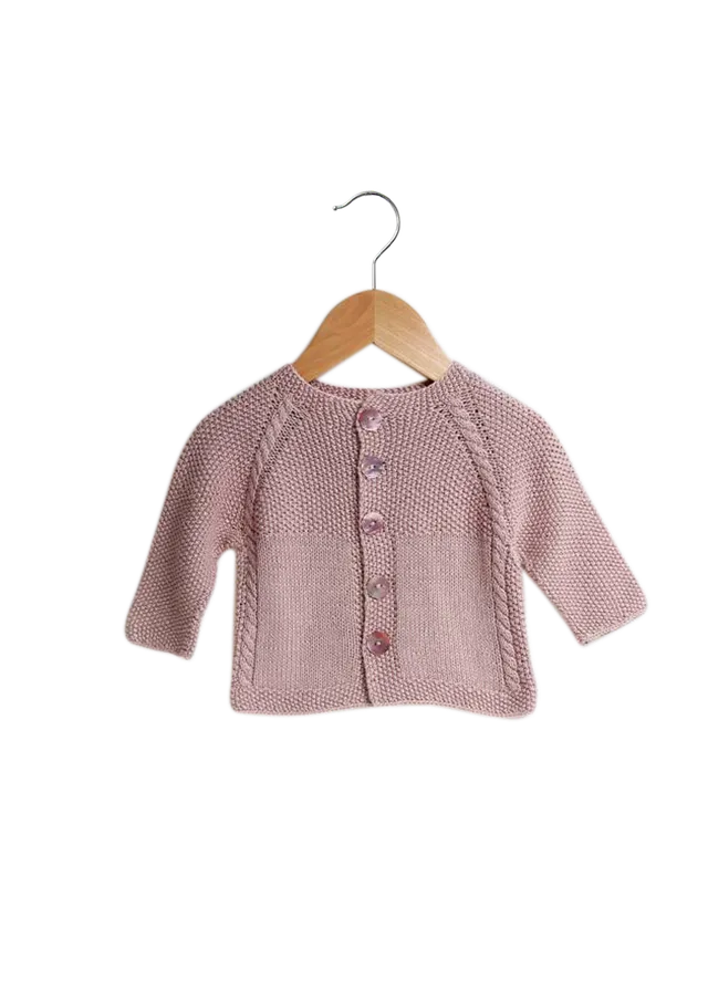 Go Handmade Cardigan Moss Stitch strikkeoppskrift 3-6 mnd