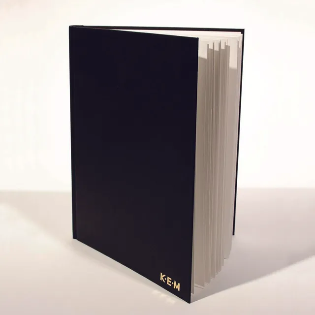 KEM Popular tegnebok 140 g 25×19 cm