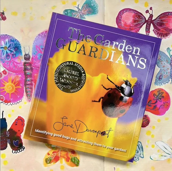 Jane Davenport Garden Guardians From the Vault bok 1. utgave nyttedyr