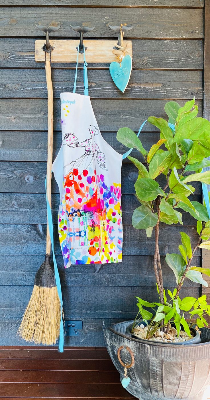Jane Davenport Art Apron Colourful Magic forkle