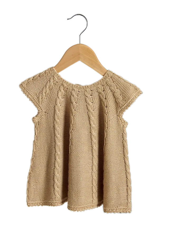 Go Handmade Kjole Cable strikkeoppskrift 3-6 mnd