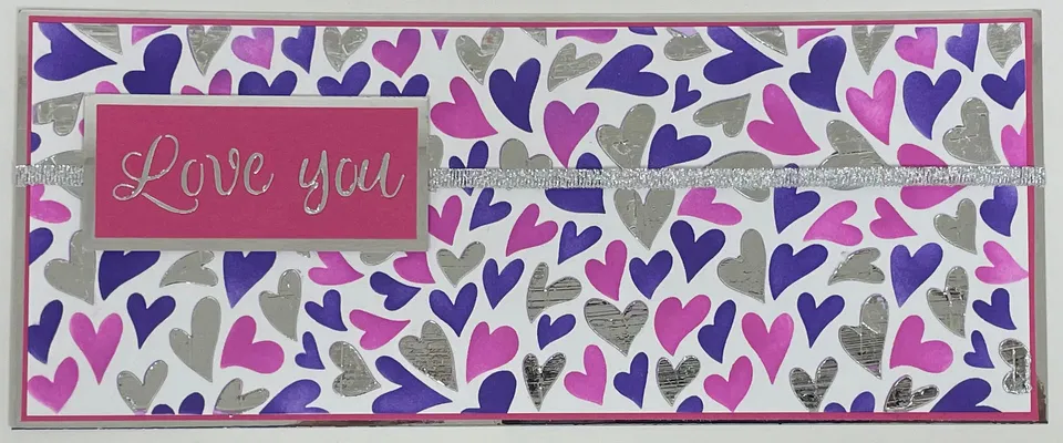 The Crafters Workshop TCW6024 Groovy Hearts sjablong lagdelt