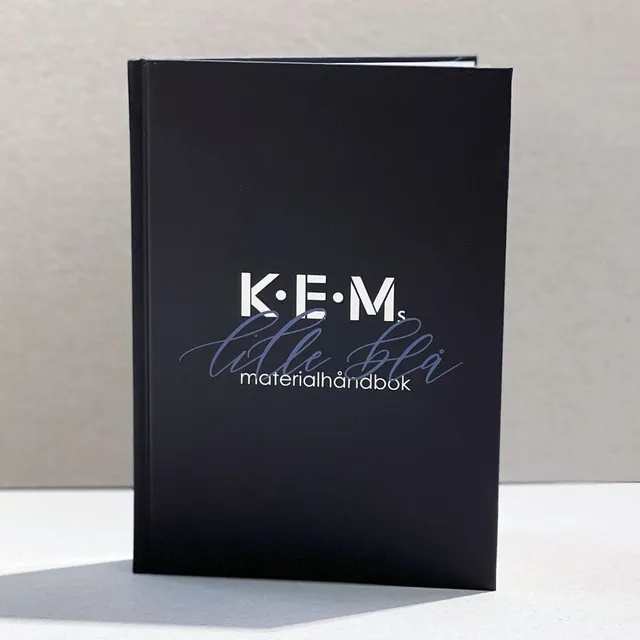 KEM Lille Blå materialhåndbok bok