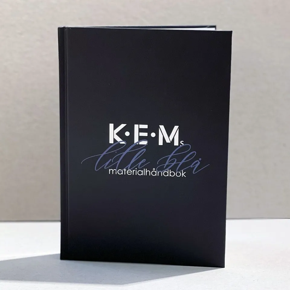 KEM Lille Blå materialhåndbok bok