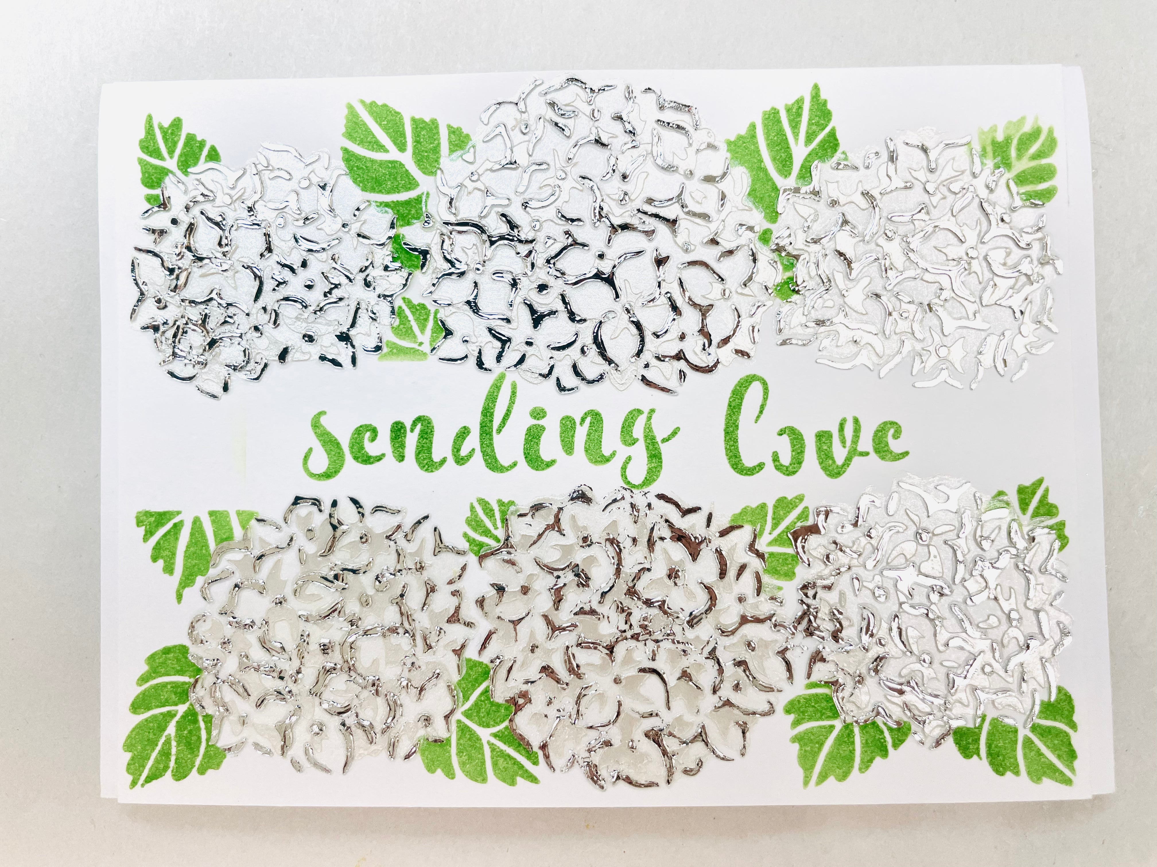 The Crafters Workshop TCW6043 Hydrangea Banner sjablong A2 lagdelt