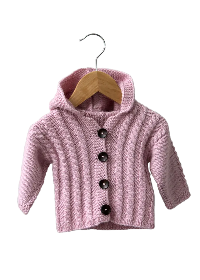 Go Handmade Gilet torsades strikkeoppskrift baby hette