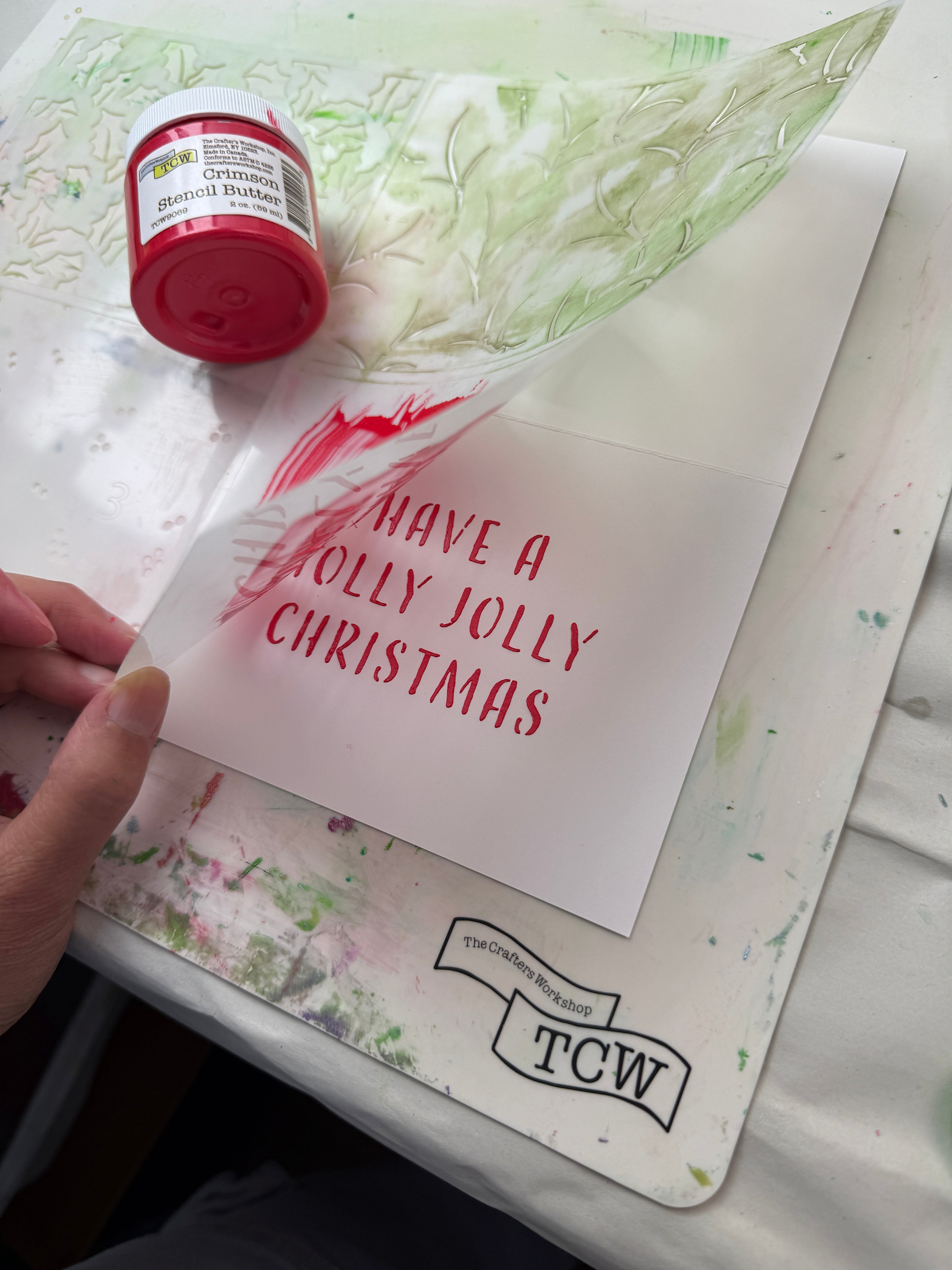 The Crafters Workshop Stencil Butter Crimson strukturpasta 2oz rød